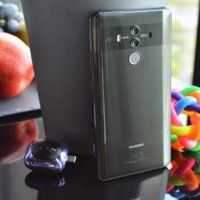 Huawei'den katlanabilir ekranlı telefon geliyor