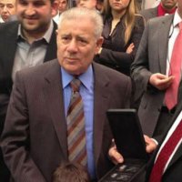 Nadir Tütüncü hayatını kaybetti