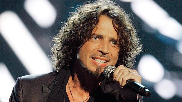 Dünyaca ünlü rock yıldızı hayatını kaybetti!