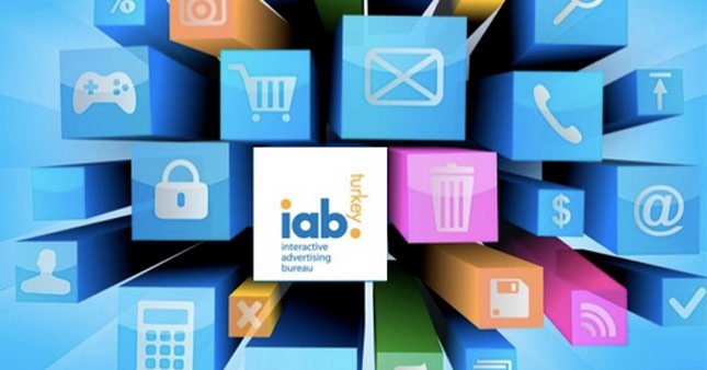 IAB: Dijitale de bekleriz