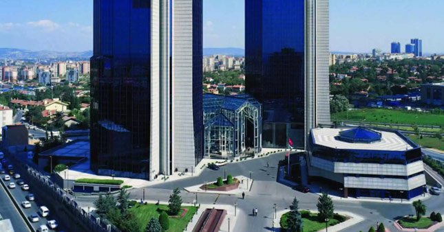 Sabancı Holding'de bayrak değişimi