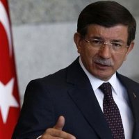 Ahmet Davutoğlu, Ekrem İmamoğlu'nu tebrik etti