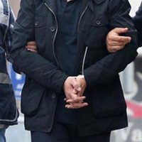 Akademisyenlere FETÖ gözaltısı
