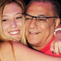'Babamın kız arkadaşları beni görünce titremeye başlar'