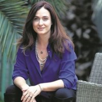 Ceyda Düvenci hastaneye kaldırıldı!