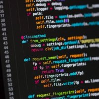 En popüler programlama dili Python oldu