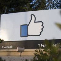 Facebook, İspanya'da ceza aldı...