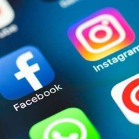 Facebook ve Instagram bizde ayakta!
