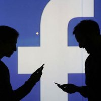 Facebook zamanla oynuyor