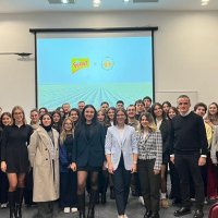 Feast ve İzmir Ekonomi Üniversitesi'nden Uygulamalı Sosyal Medya İş Birliği