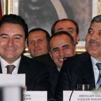 Gül'cüler yeni parti için ihraç bekliyor