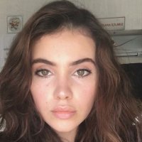 Güzel oyuncudan gençlik filmi!