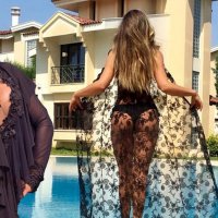 Hatice'nin hastane pozu sosyal medyada gündem oldu