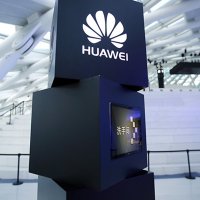 Huawei,o hizmet için Hollanda'lı şirketle anlaştı !