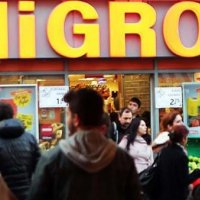 İki market birleşiyor