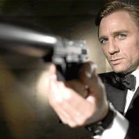 James Bond tarihinde bir ilk