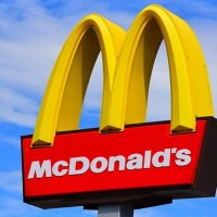 McDonald's sağlık çalışanlarına destek verdi...