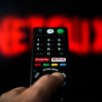 Netflix'in abone sayısı ilk kez düştü