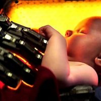 Robotlar çocuk yetiştirebilir mi?