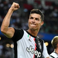 Ronaldo'nun Instagram'ına servet önerdiler!
