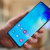 Samsung, ekran altı kameraya sahip telefonu duyuracak!