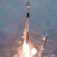 SpaceX, yeni Starlink uydularını uzaya gönderdi