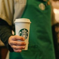Starbucks da boykota katıldı ve reklamlarını durdurdu