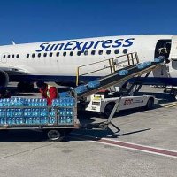 SunExpress, deprem bölgesinden 4000'den fazla kişiyi tahliye etti