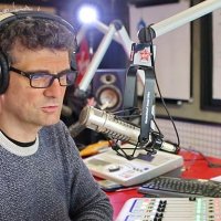 Süper FM'den ayrılmıştı! İşte Geveze'nin yeni radyosu...
