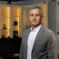 TÜBİSAD'ın afet bölgesinde hayata geçirdiği teknoloji eğitim sınıfları projesi