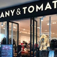 Tiffany&Tomato yarı fiyatına satıldı