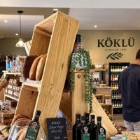 Türk Zeytinyağı Afrika Pazarına Giriyor: Köklü Zeytincilik İkinci Yurt Dışı Mağazasını Cape Town'da Açtı