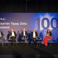 Türkiye Yapay Zeka İnisiyatifi, 100. Meet-Up'ında ekosistemin önemli isimlerini buluşturdu