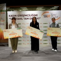 Üç kadın girişimciye 600 bin TL'lik destek