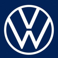Volkswagen logosunu değiştirdi