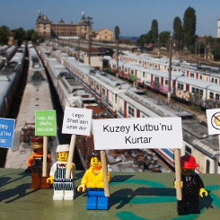 YouTube, Greenpeace’in LEGO videosunu engelledi