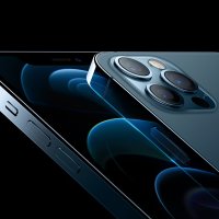 iPhone 12 Pro Max en iyi ekrana sahip telefon seçildi