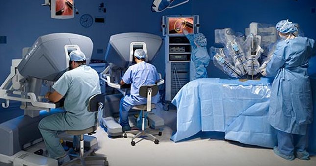 12 yılda 1500 robotik cerrahi operasyon!
