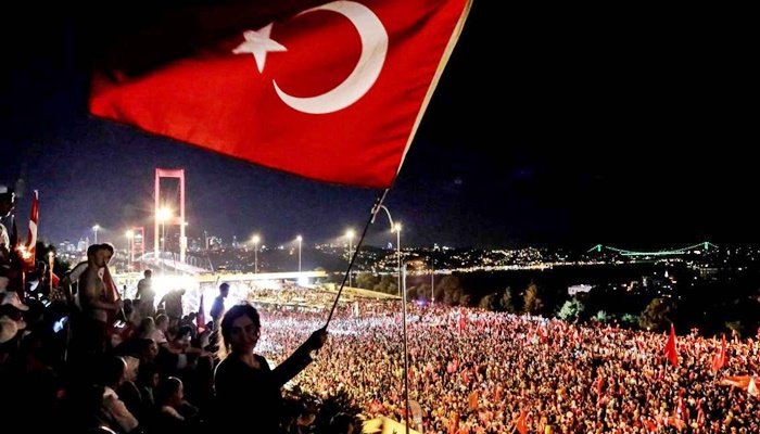 Medya'da 15 Temmuz ve Ömer Halisdemir duyarlılığı!