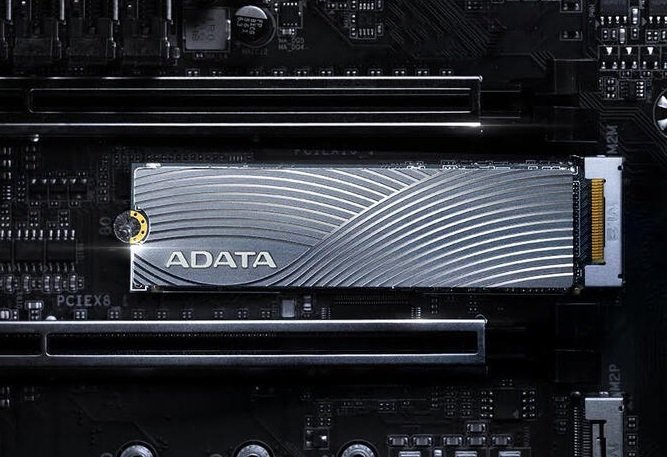 ADATA'nın iki yeni M.2 SSD modeli...