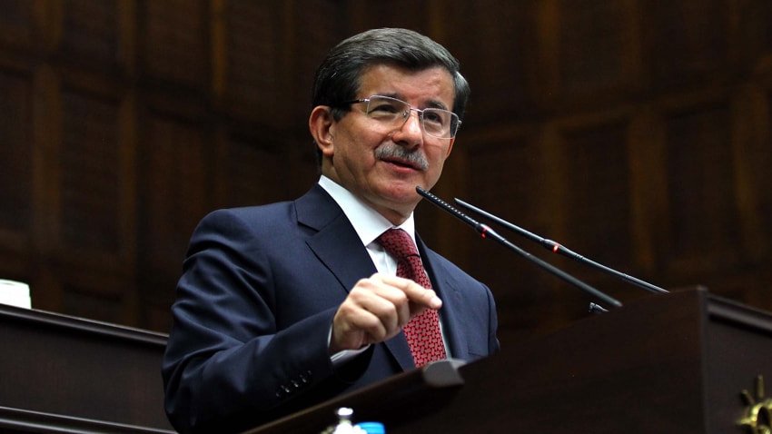 Ahmet Davutoğlu'nun partisinin kurucuları arasında hangi gazeteciler var?