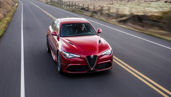 Alfa Romeo'ya birincilik ödülü!