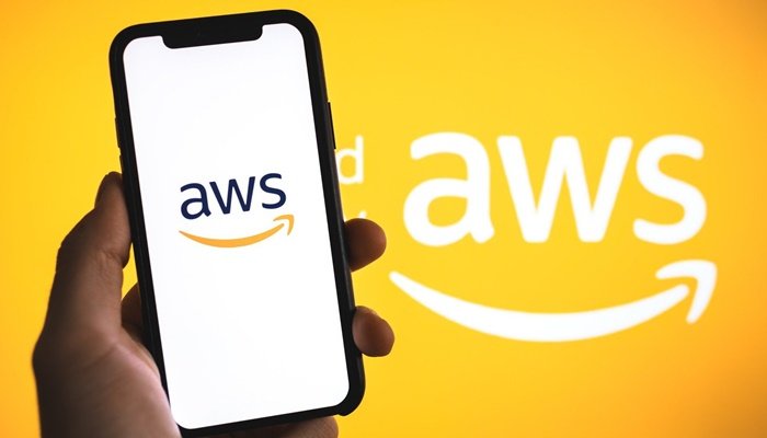 Amazon Web Services Türkiye'de atama!