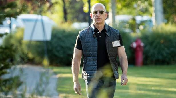 Amazon’un sahibi Bezos'un serveti 100 milyar Doları aştı