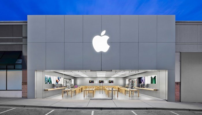 Apple kendi ekranlarını kullanmaya hazırlanıyor