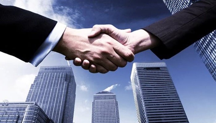 Capital Group, Deutsche Bank'a ortak oldu