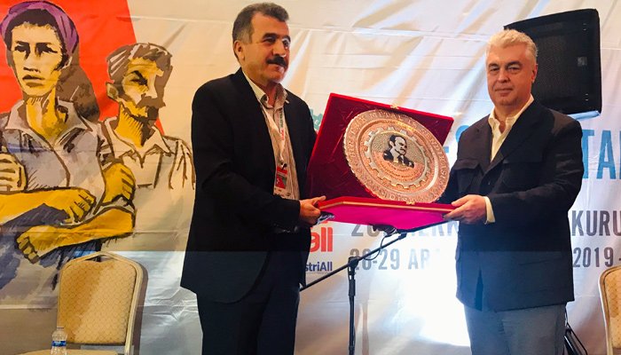 Celal Toprak'a Emek Ödülü