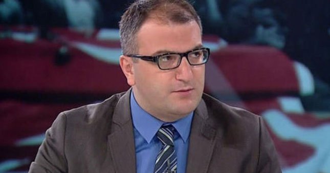 Cem Küçük kovuldu