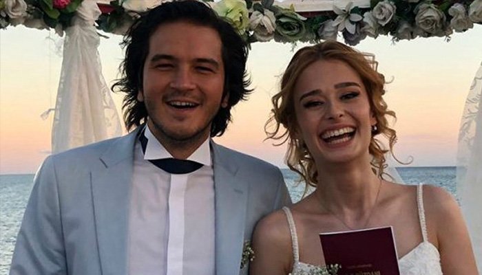 Çok Güzel Hareketler 2 oyuncusu evlendi