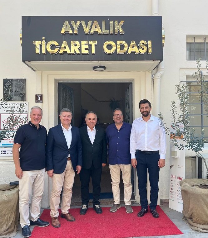 DÜNYADA VE TÜRKİYE'DE BİR İLK